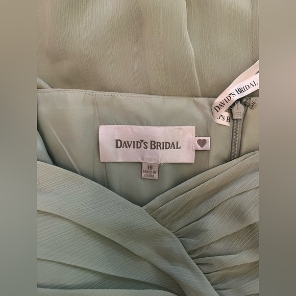 David’s Bridal Strapless Meadow Green Formal Dress Size 16, - Picture 6 of 12